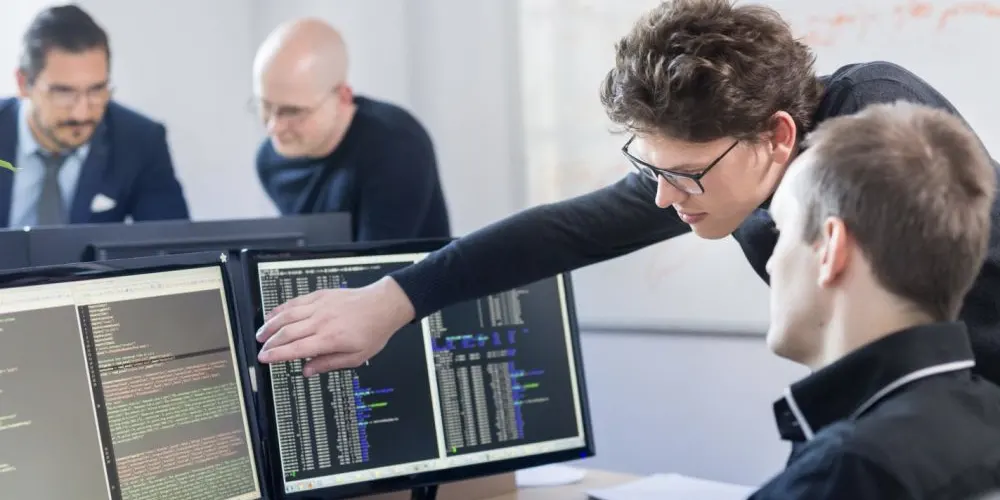 In this 3-day virtual workshop you'll learn the best practices of Microservices Architecture with experts Jorge Ortiz-Fuentes