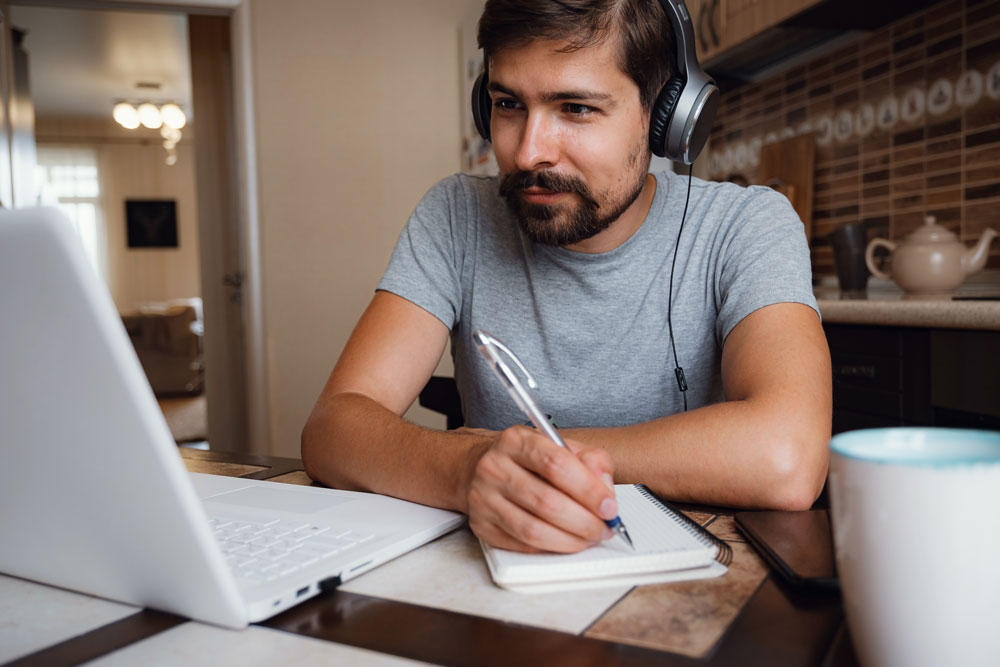 Certified Tester AI Testing online workshop with Adam Leon Smith