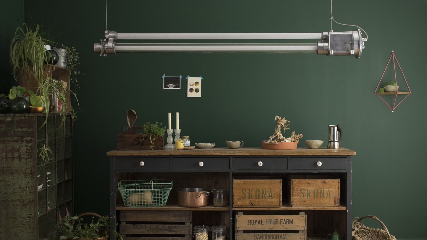 Introducing AW18: New wave vintage fluorescent lighting