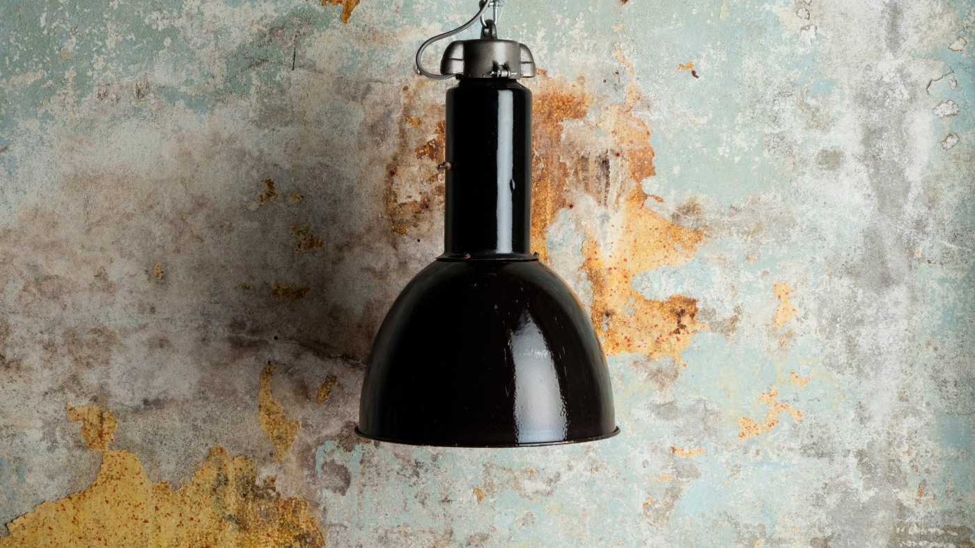 Win a Bauhaus-style vintage pendant light