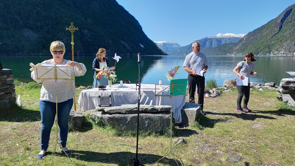 Friluftsgudsteneste i Osa