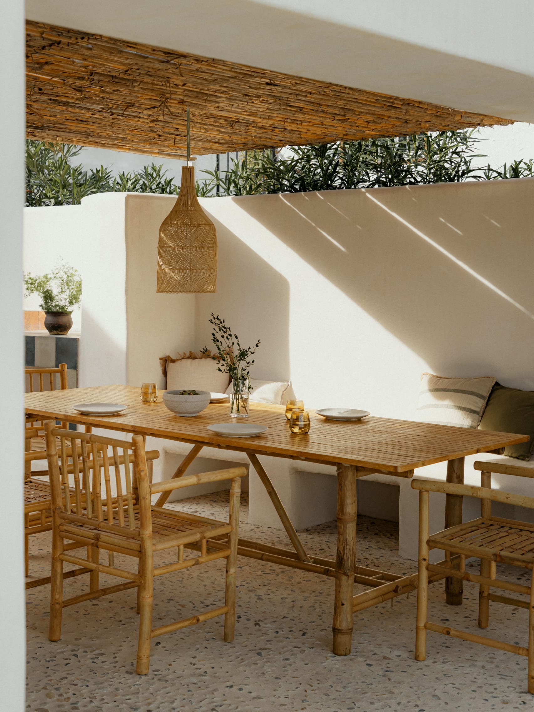 Mesa de jardim retangular em bambu Senia