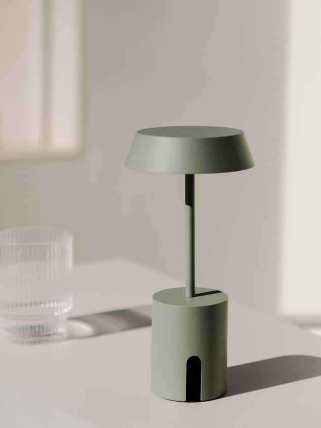 Lampada da tavolo LED senza fili per esterni Uliana