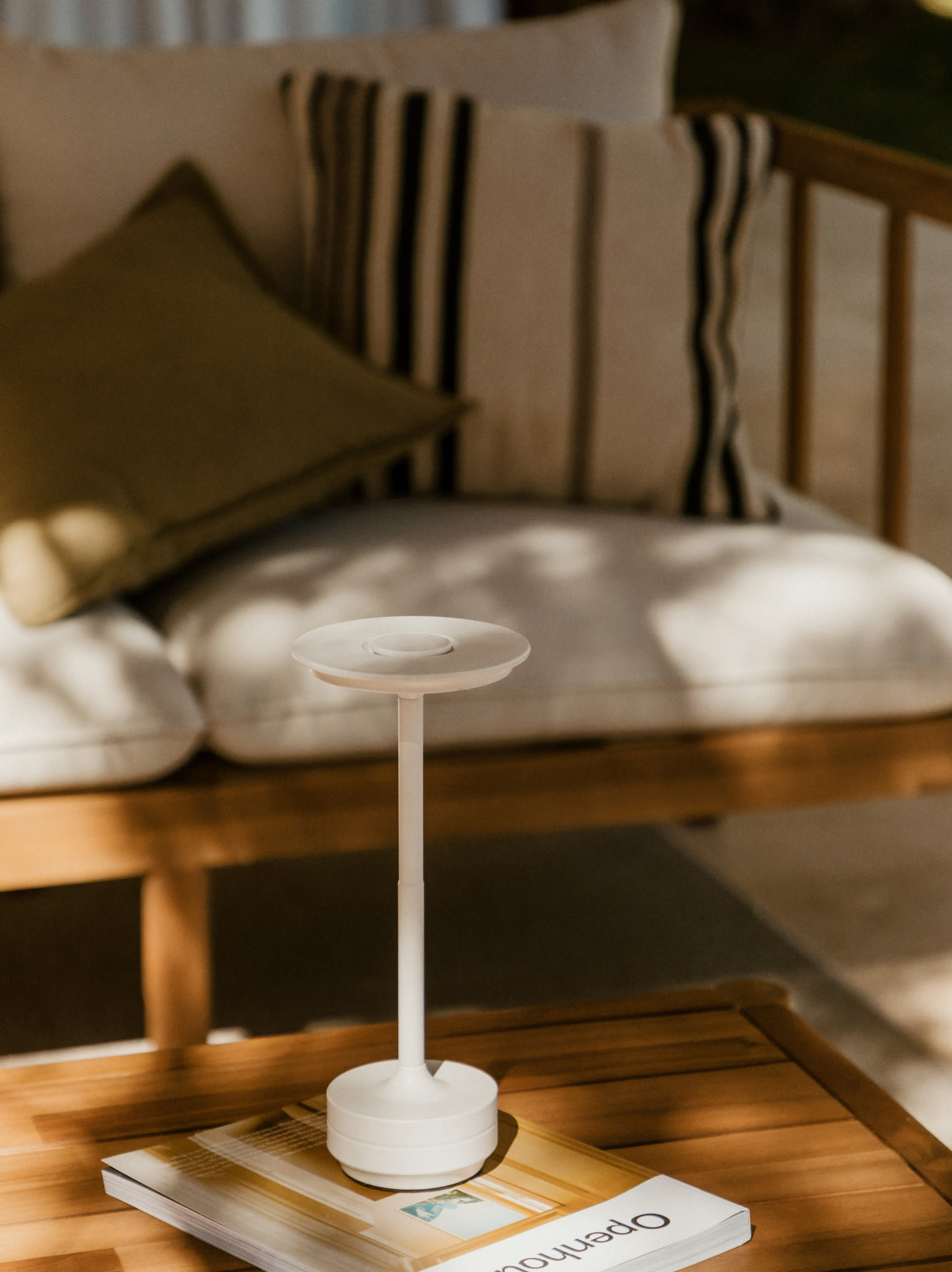 Lámpara de Mesa LED Inalámbrica Rivkin Style