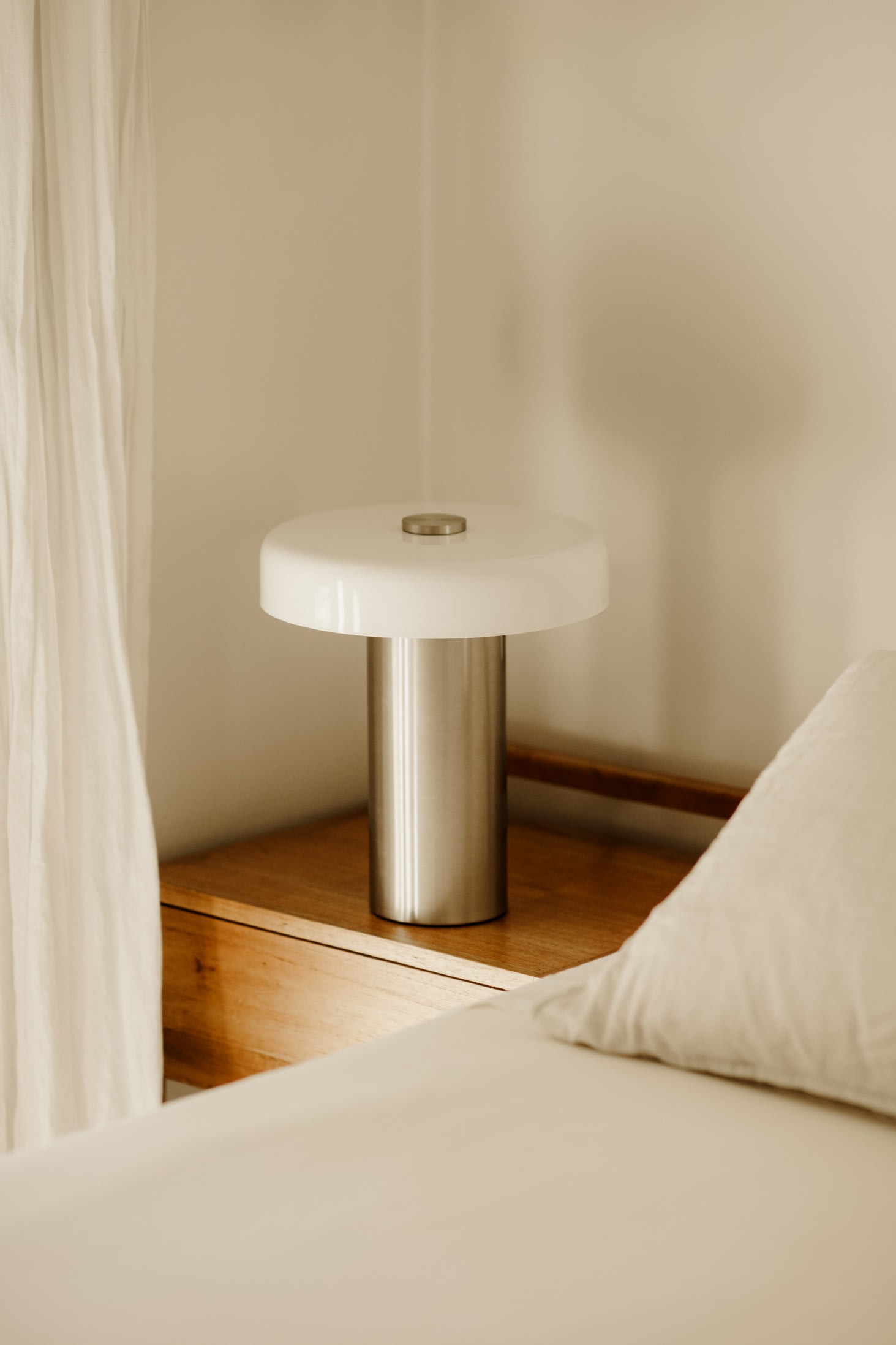 Darday Metal Table Lamp