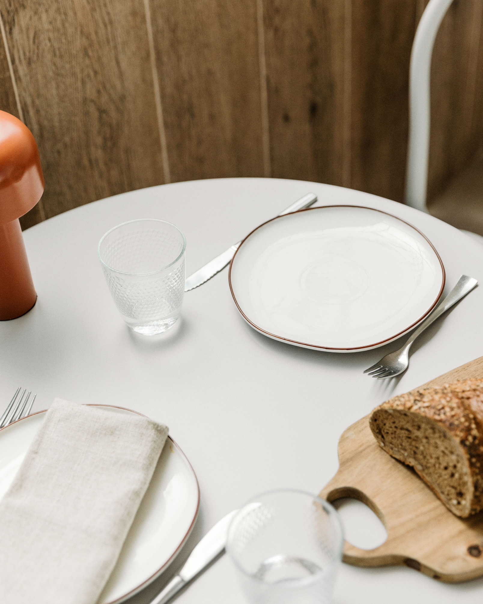 16 pcs Porcelain Dinnerware Bremen 