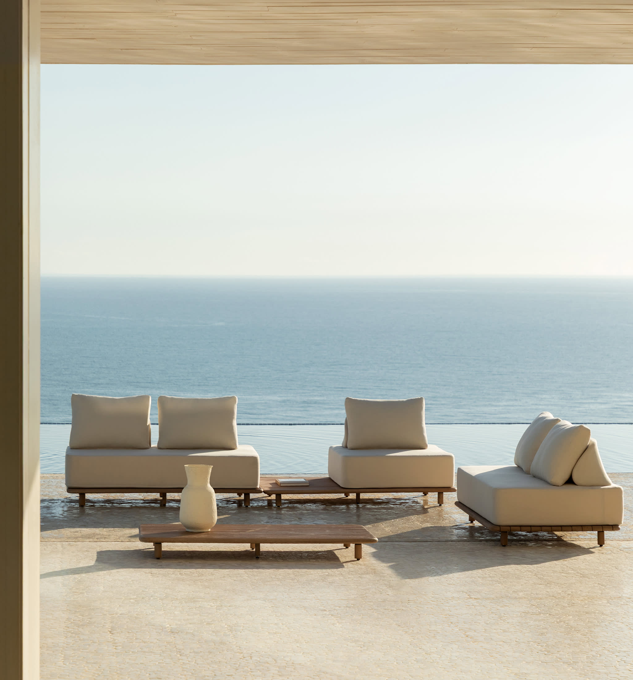 Conjunto de salón con sofá modular de 2 piezas y mesa auxiliar, sofá y mesa de centro 160x95 cm en acacia Portet