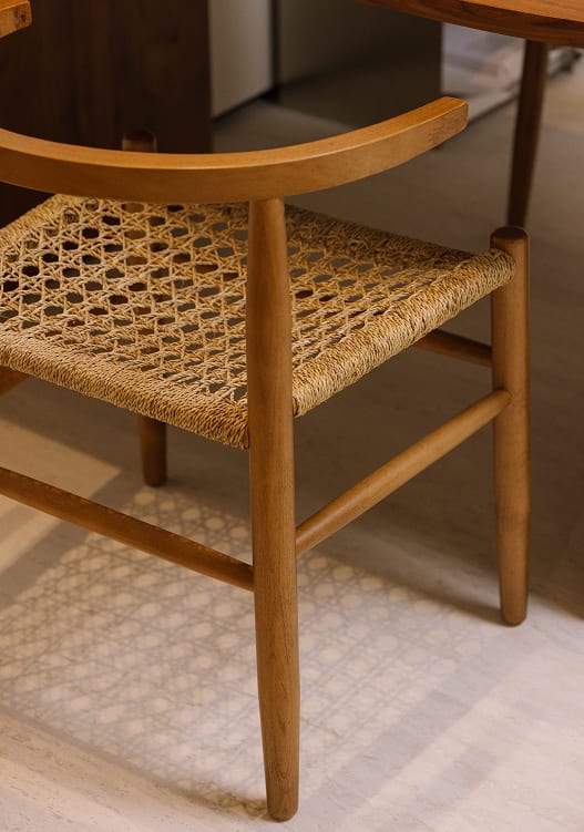 Esszimmerstuhl aus Uish Vintage holz