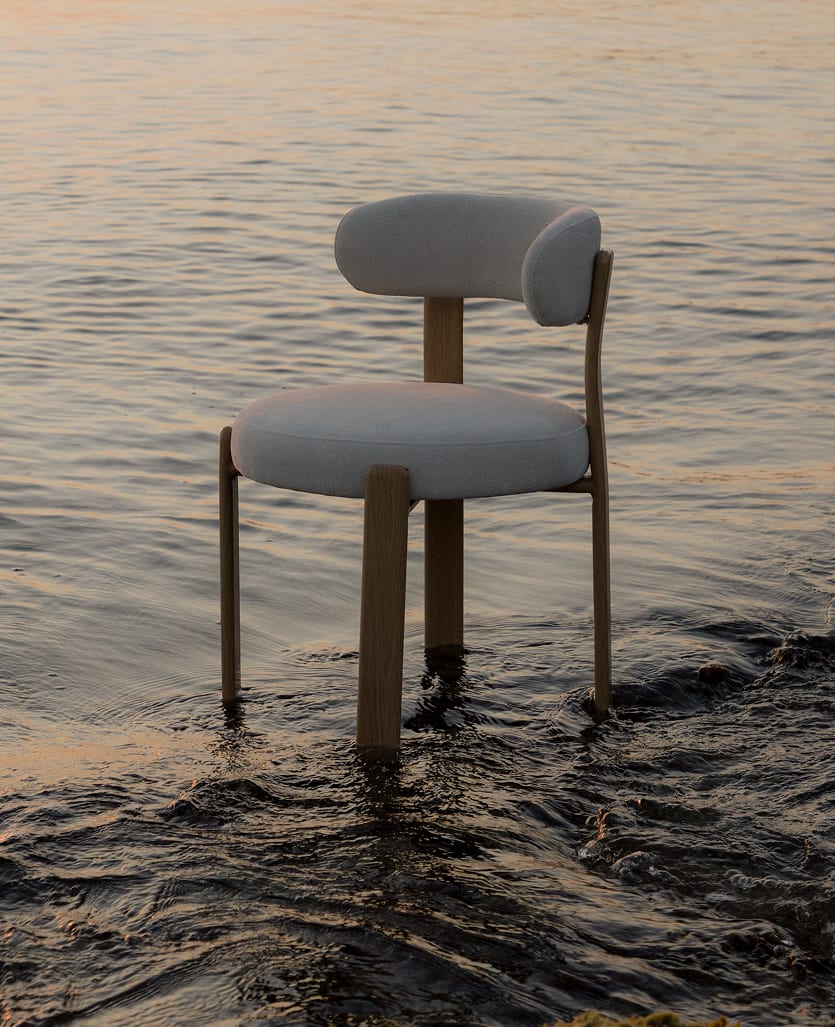 SIT BACK, FEEL THE SUNSET