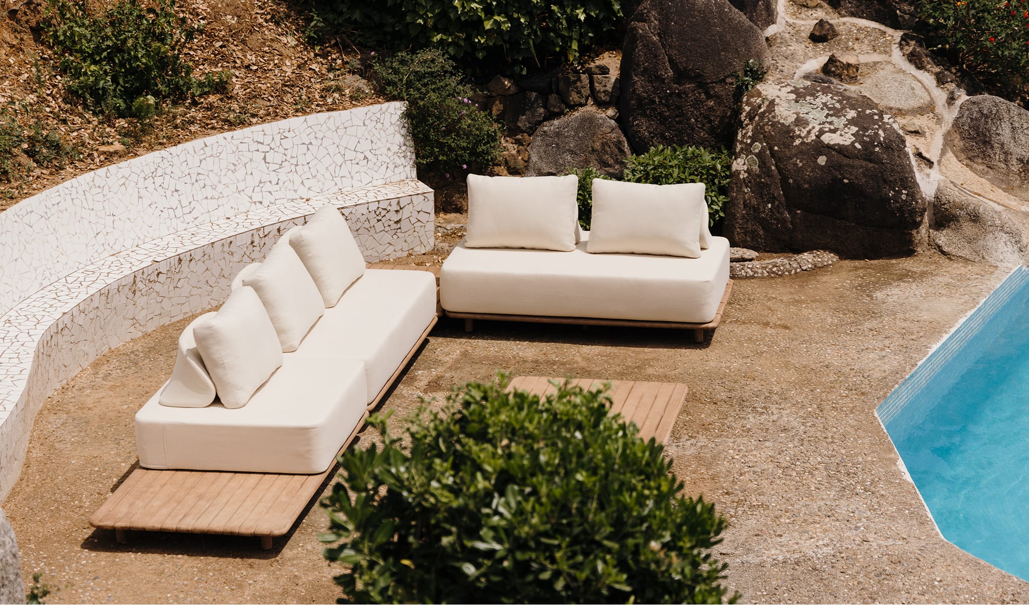 Conjunto de jardín con sofá modular de 2 piezas,mesa auxiliar,sofá y mesa de centro 160x95 cm en acacia Portet