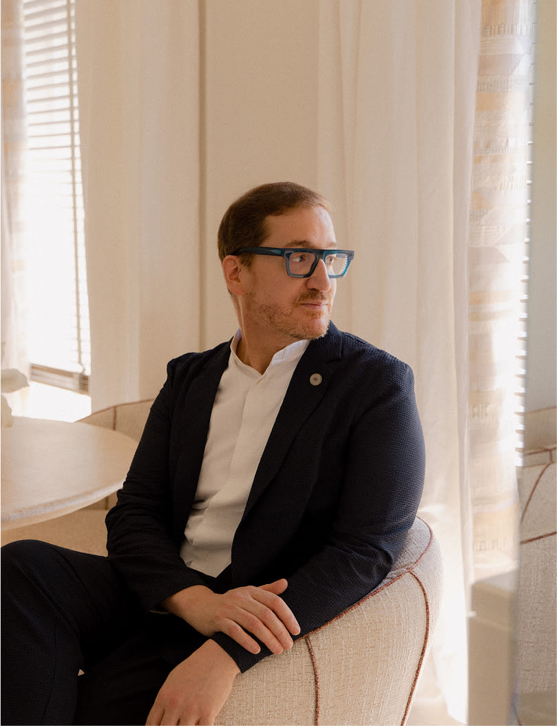 Set of 4 Tallin upholstered swivel dining chairs