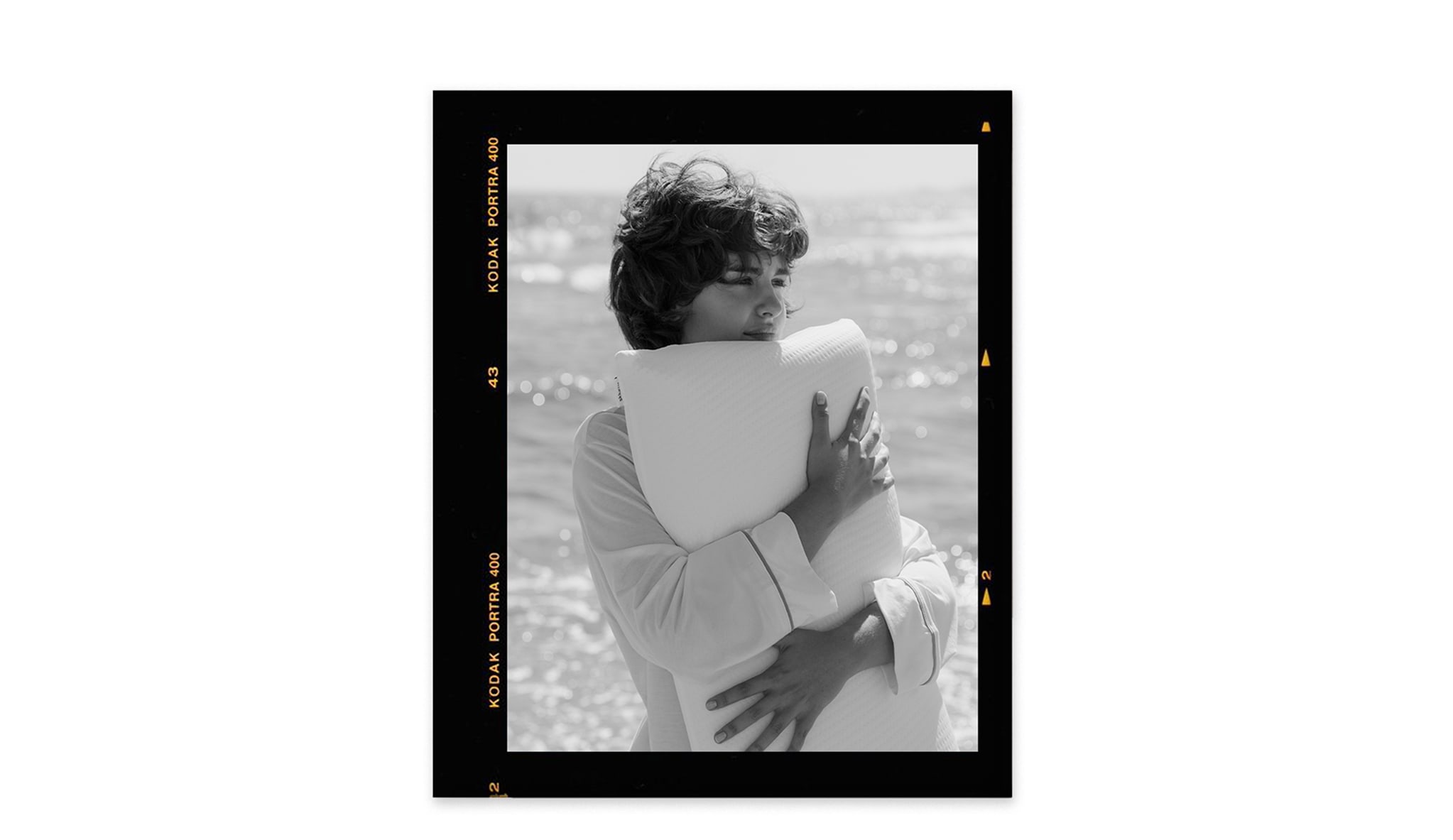 Pack of 2 Luenel memory foam pillows