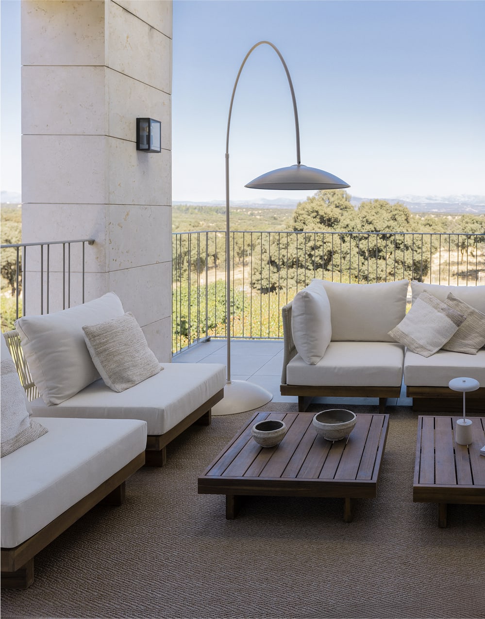 Dailin Quadratischer Garten-Couchtisch 75x75cm Akazienholz