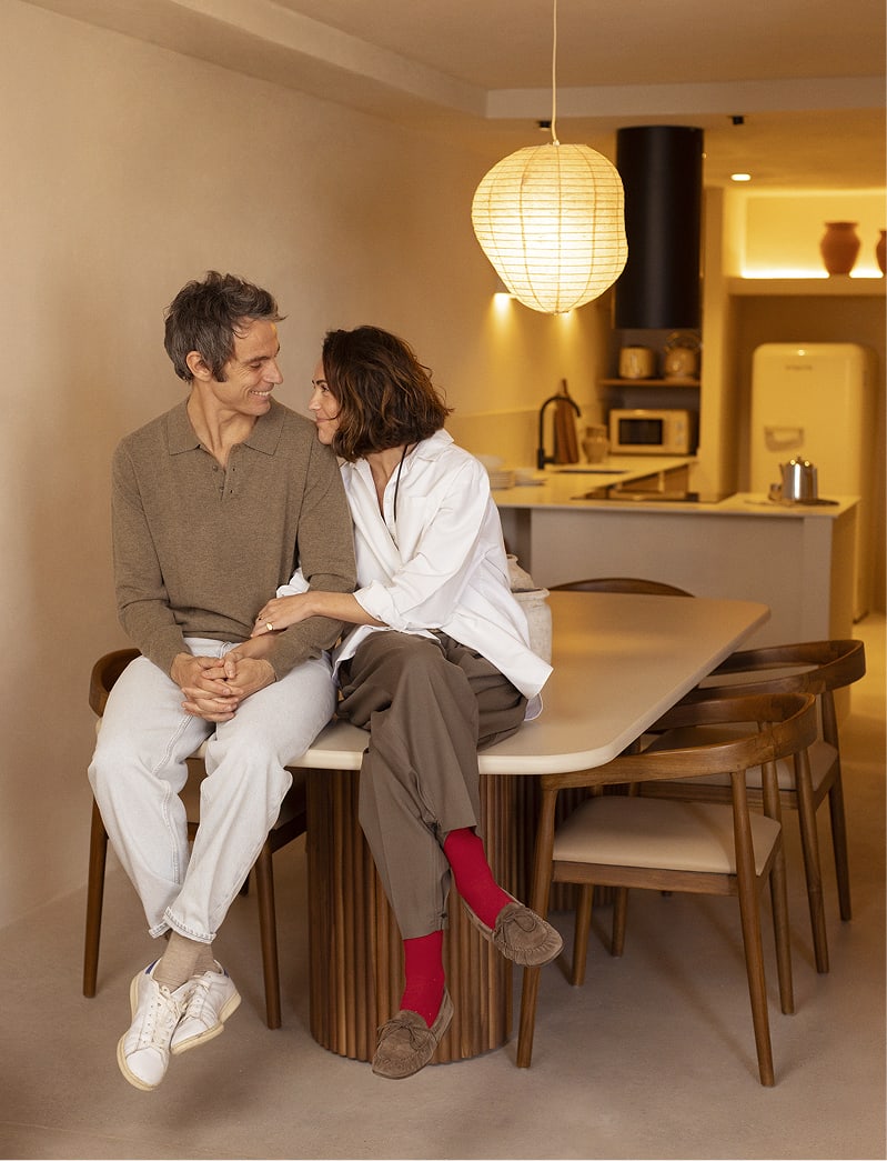 Sirvon tavolo da pranzo rettangolare in cemento e legno di acacia