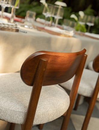 Pack de 4 sillas de comedor en madera de roble tapizadas Bianca