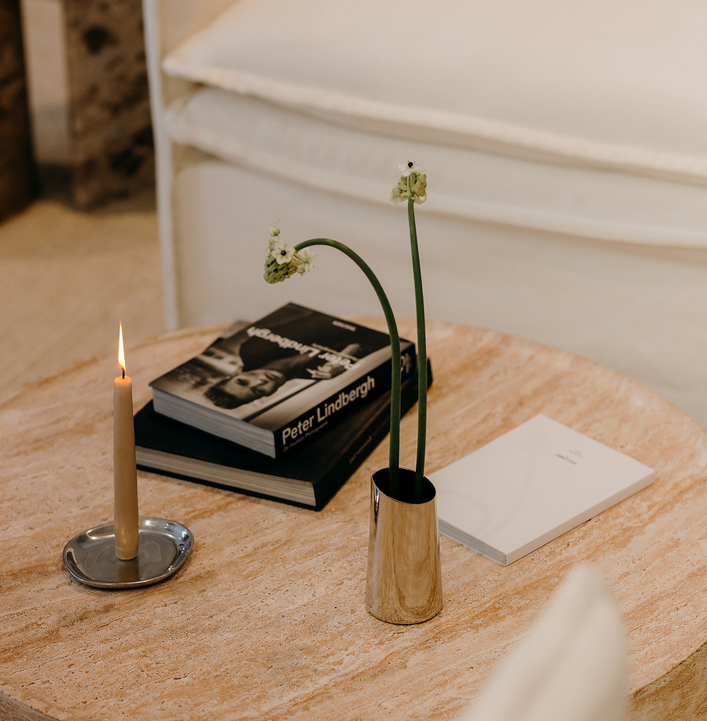 Armchair with armrests in linen and cotton Grace