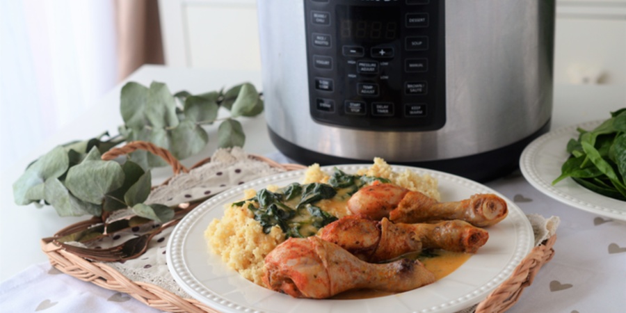 Rețetă pulpe de pui cu spanac la Multicooker Crockpot Express cu gătire sub presiune by Teos Kitchen