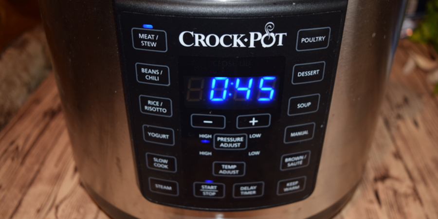 Rețetă ostropel de pui la Multicooker Crockpot Express cu gătire sub presiune by Rețete Merișor
