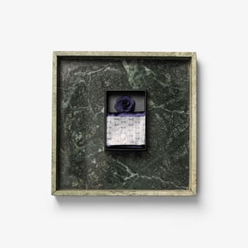 JAMES HARVEST & FROST GIFTBOX SOLID HANKIE & LAPEL PIN, BLÅ