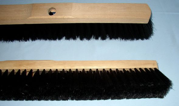 SKOLESTØVKOST 50CM FOR SKAFT