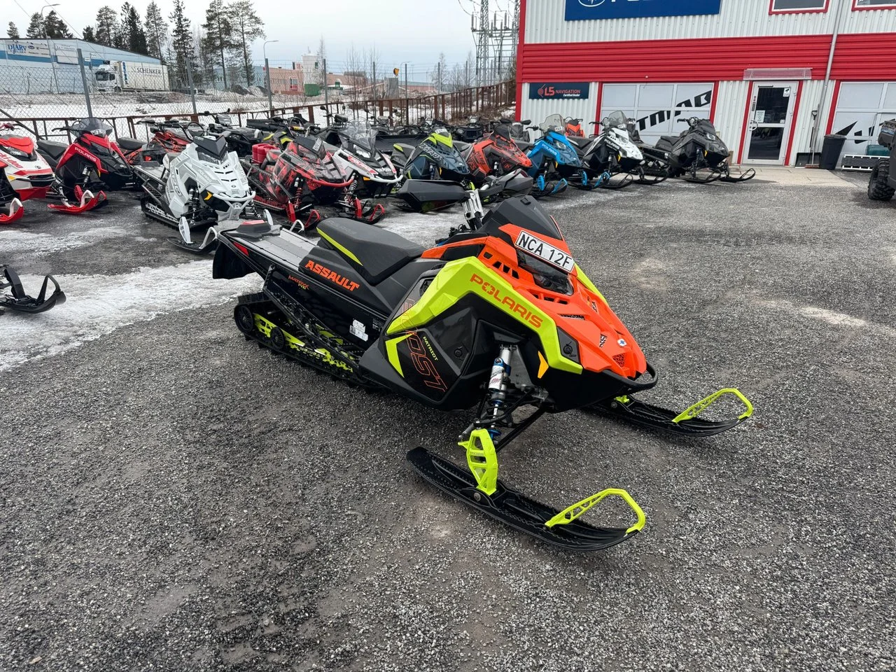 Polaris Switchback Patriot Boost Switchback Assault 146 2023