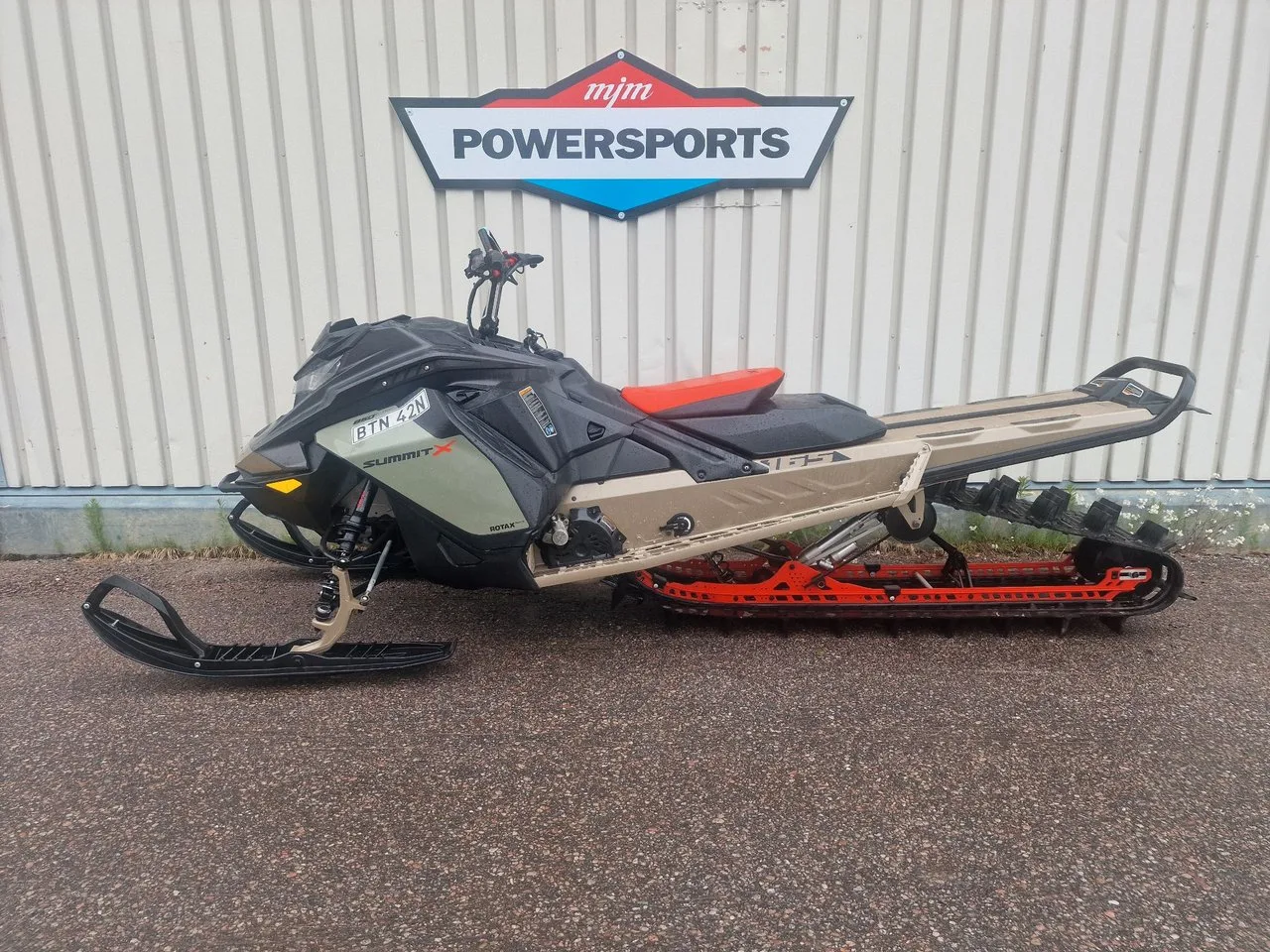 Ski-Doo Summit Summit X Expert 850 E-Tec Turbo 165 2022