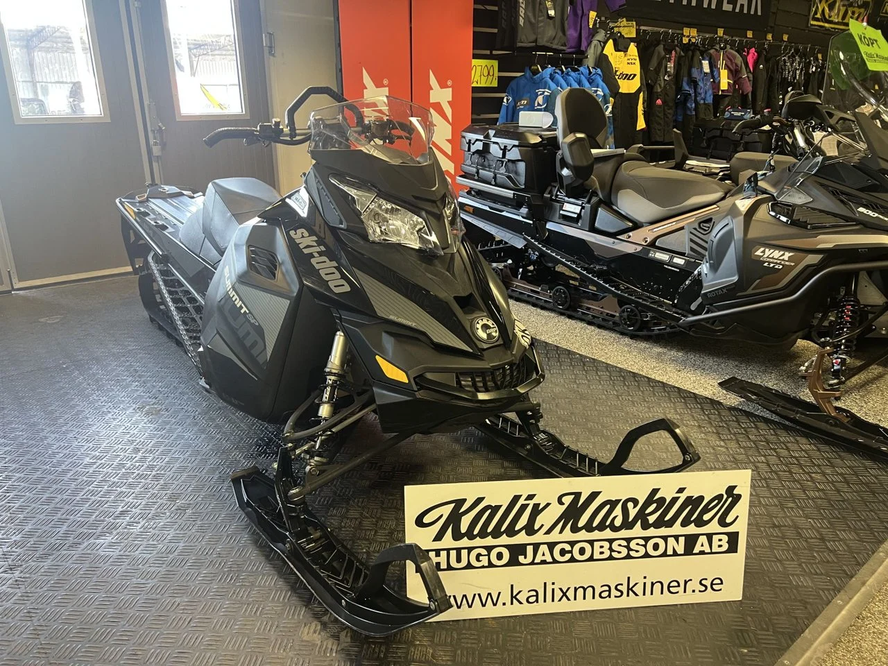 Ski-Doo Summit Summit SP 600 E-Tec 154 2017
