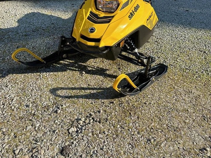 Ski-Doo MXZ MXZ 200 2023