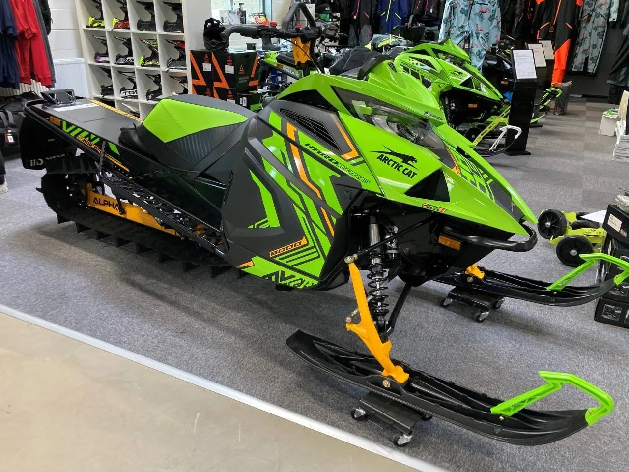 Arctic Cat M8000 Hardcore Alpha 154" 2023 momsad
