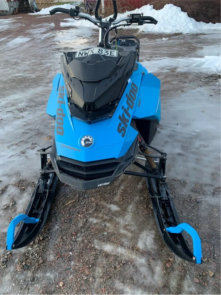 Ski-Doo Summit Summit X Expert 850 E-Tec 154  2020
