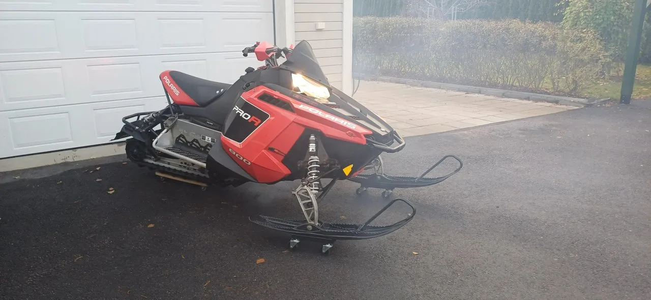 Polaris RMK 600 RMK 144 2011