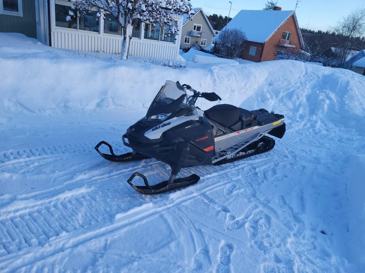 Ski-Doo Skandic Skandic 600 2021
