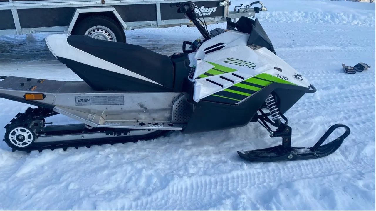 Arctic Cat ZR ZR 8000 RR ES 137 2018