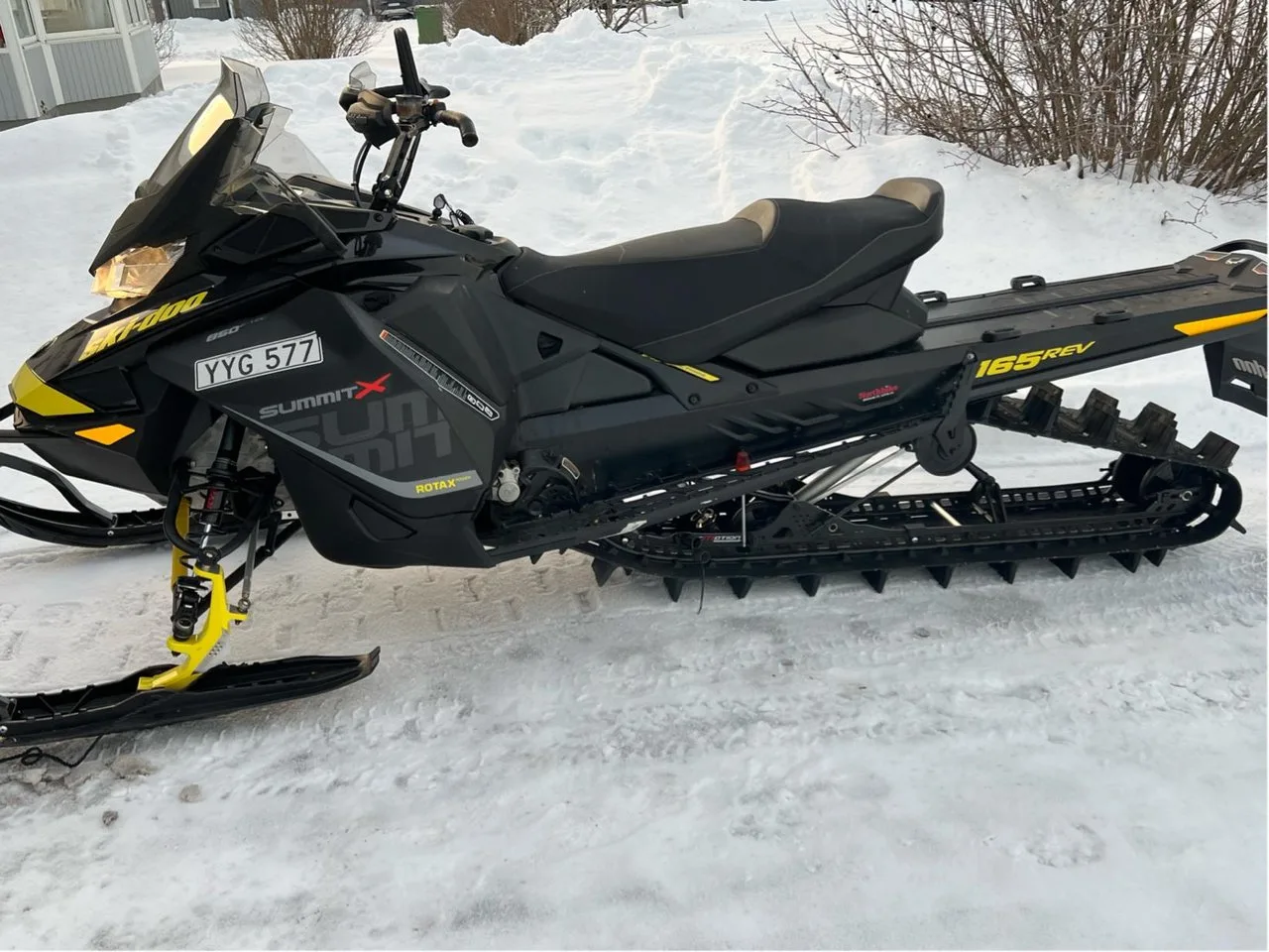 Ski-Doo Summit X 850 E-Tec 175