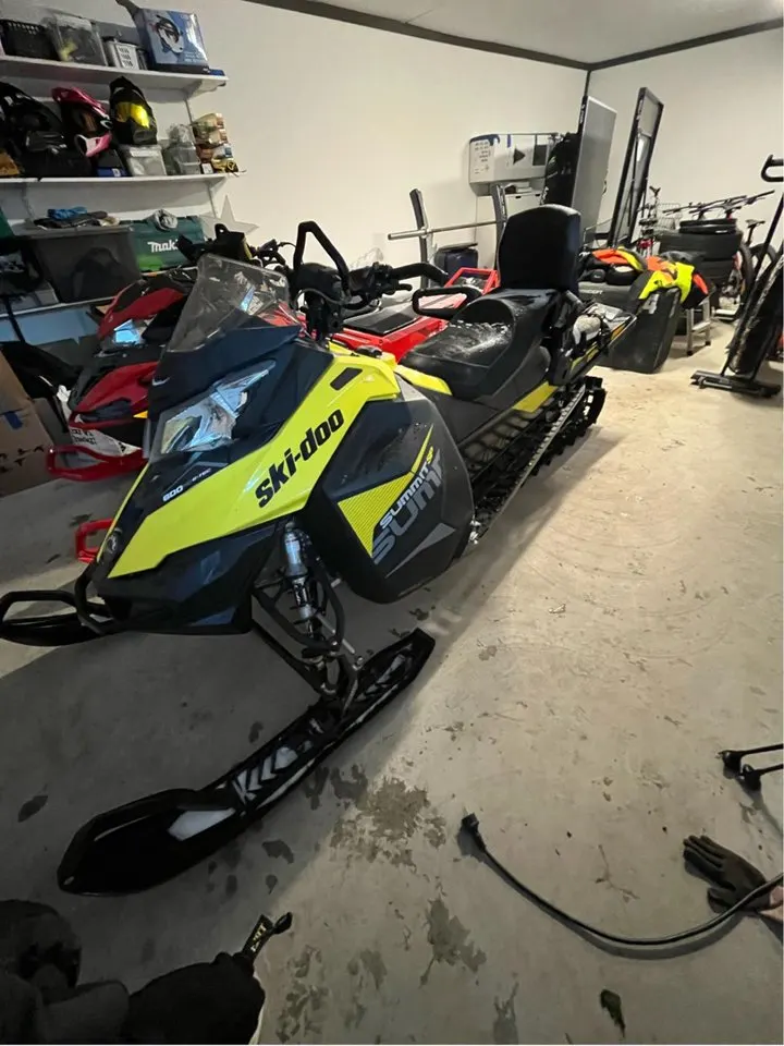Ski-Doo Summit X 850 E-Tec 175