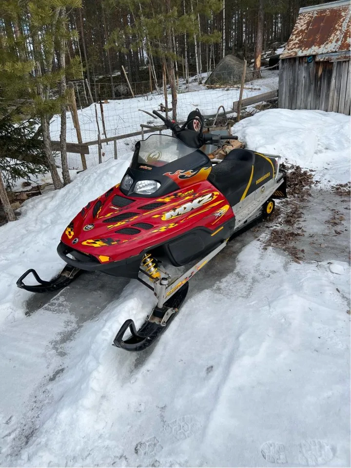 Ski-Doo MXZ MXZ 700 2002