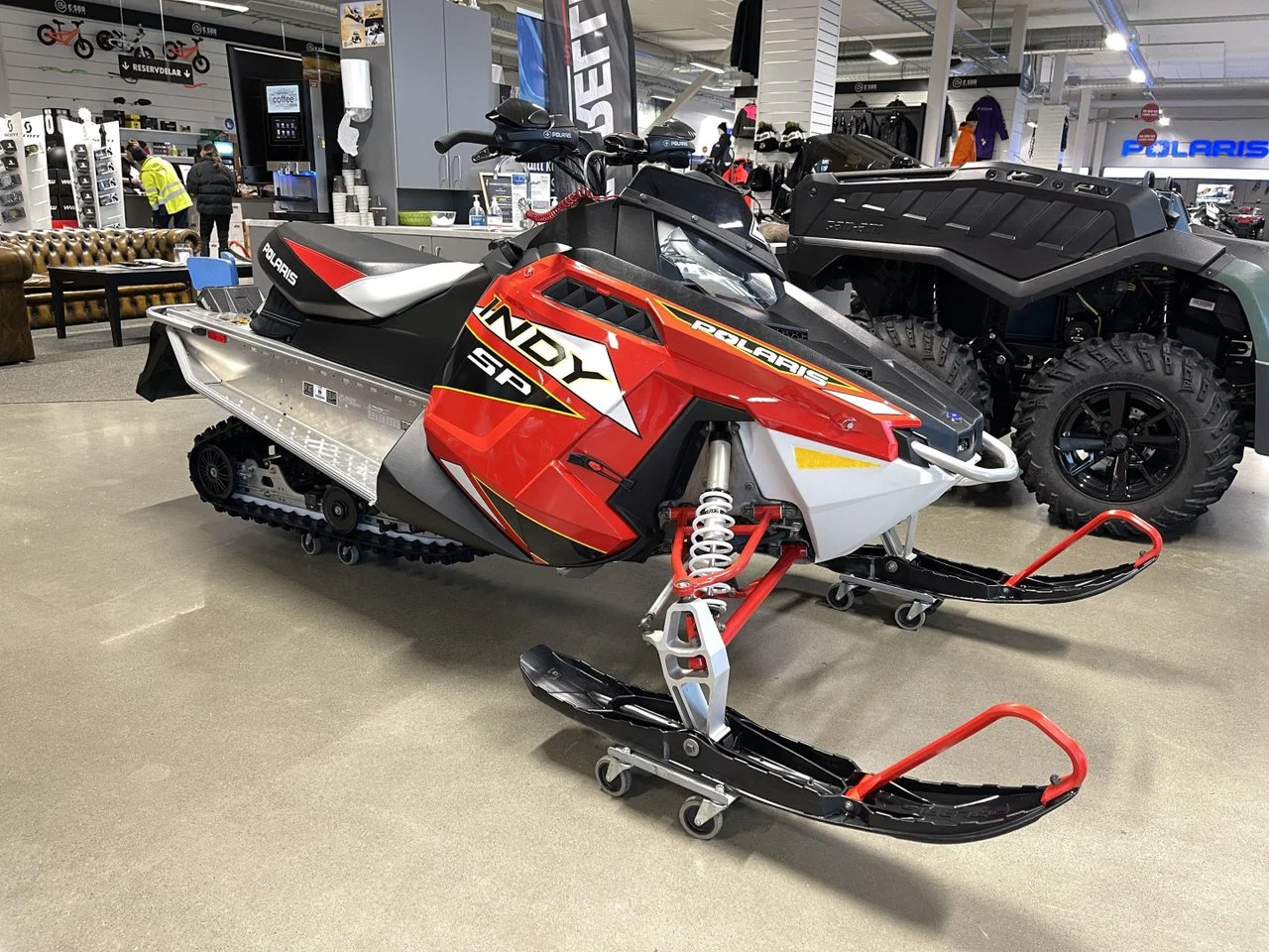 Polaris 600 INDY SP 121"