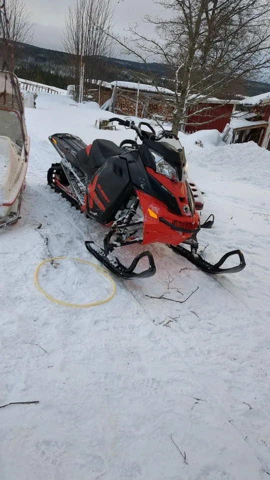 Ski-Doo Summit Summit X 800 E-Tec 146 2014