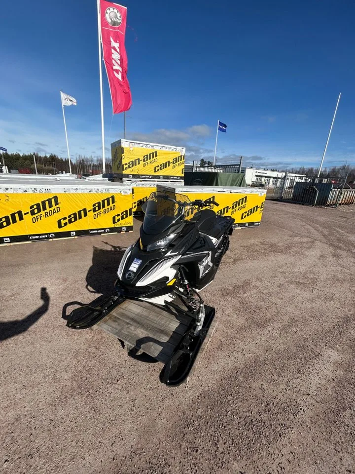 Lynx Xterrain 3700 600R E-TEC