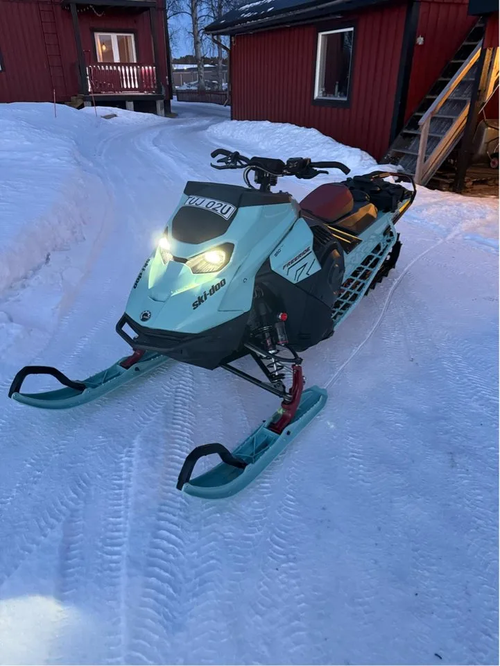 Ski-Doo Freeride 850 E-Tec 146