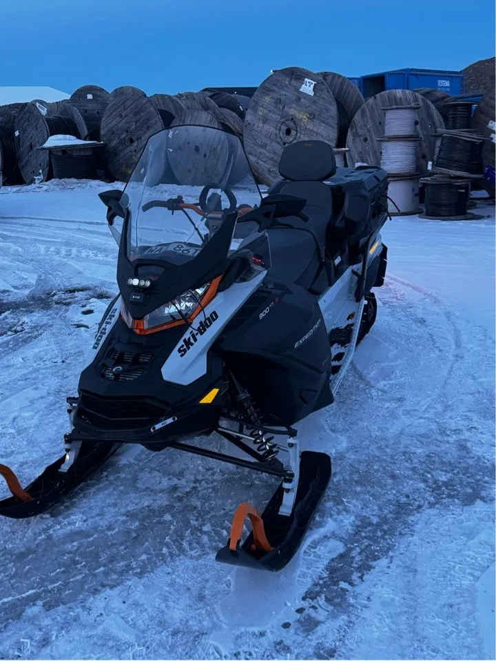 Ski-Doo Expedition Expedition SE 900 ACE Turbo R 154 2023