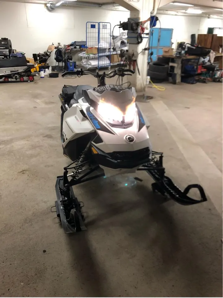 Ski-Doo Renegade RENEGADE BACKCOUNTRY 600R E-TEC 2019