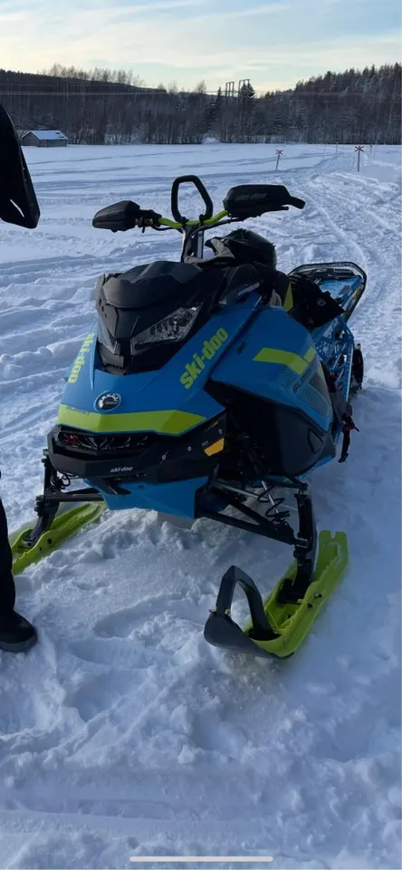 Ski-Doo Summit X 850 E-Tec 175