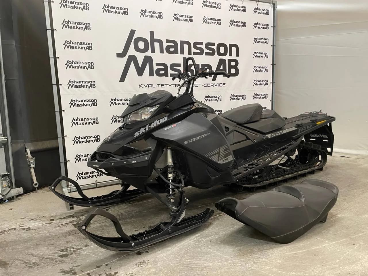 Ski-Doo Summit SP 600R E-Tec 154