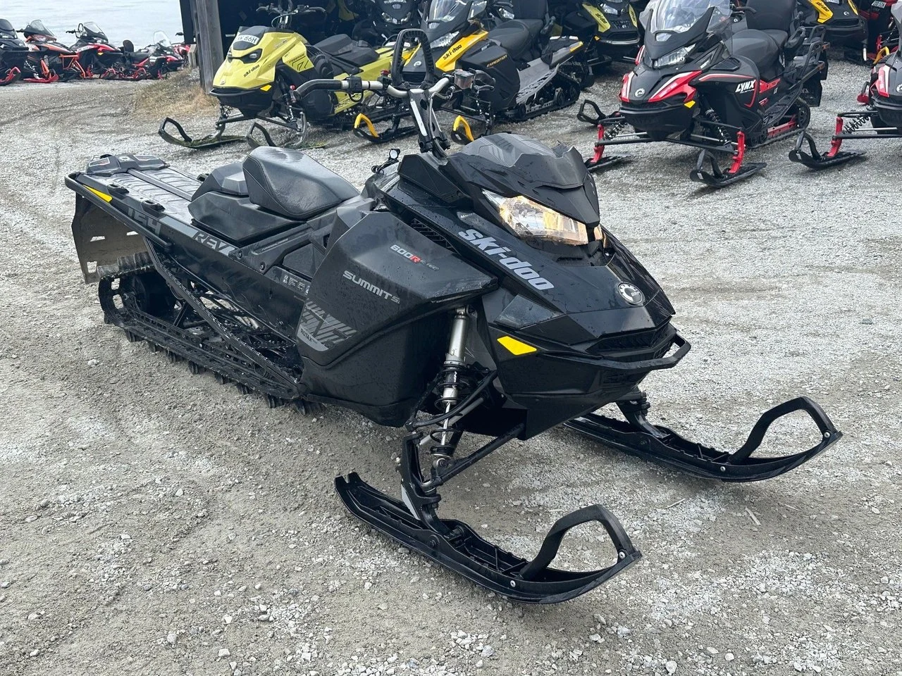 ski-doo summit Summit 600