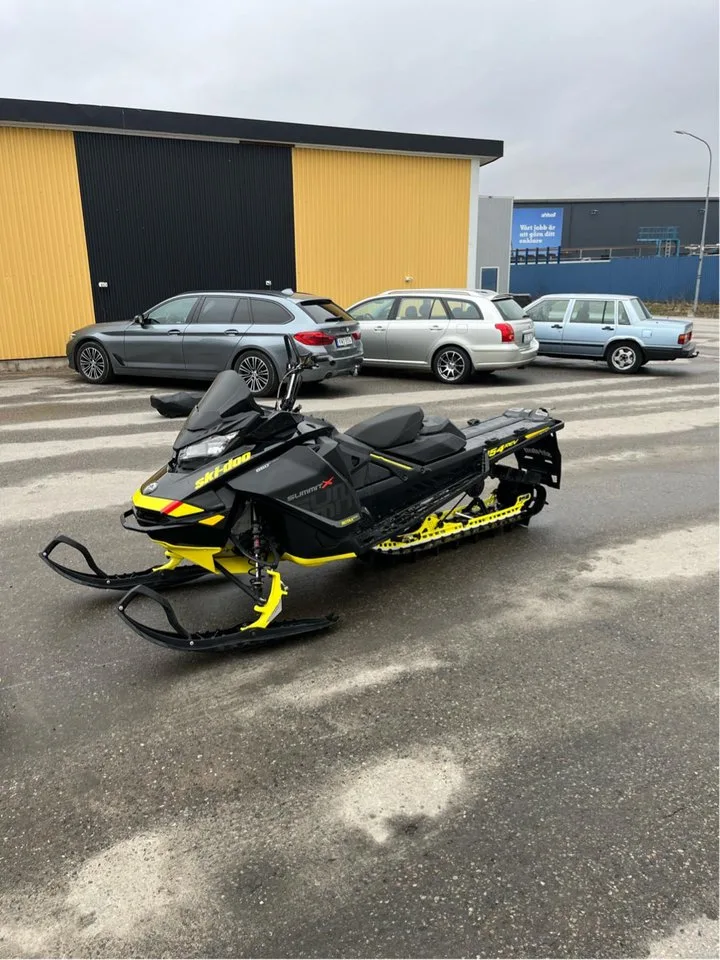 ski-doo summit Summit SP 850 E-Tec 154