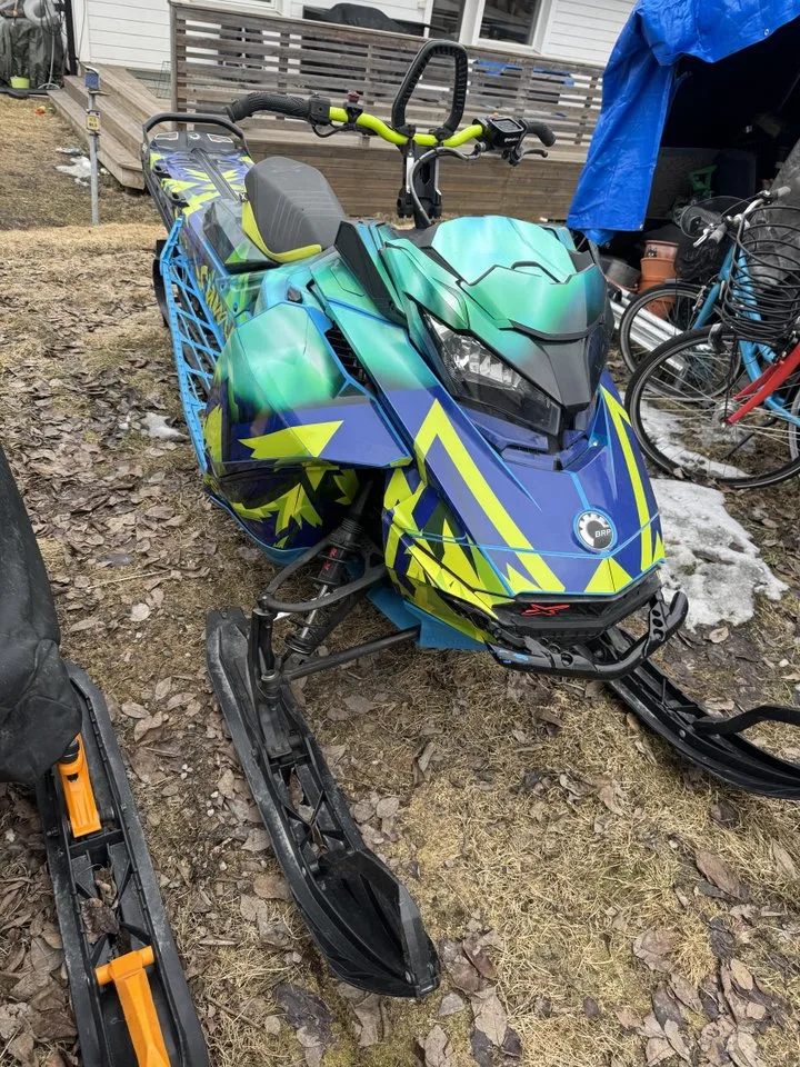 Ski-Doo Summit X 850 E-Tec 175