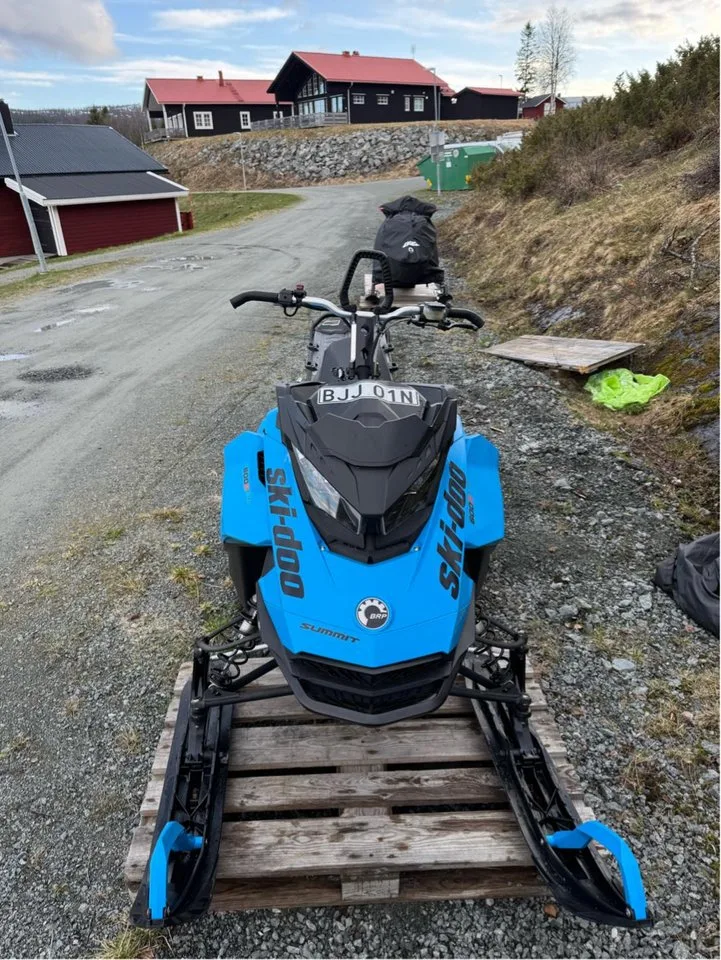 ski-doo summit Summit 600