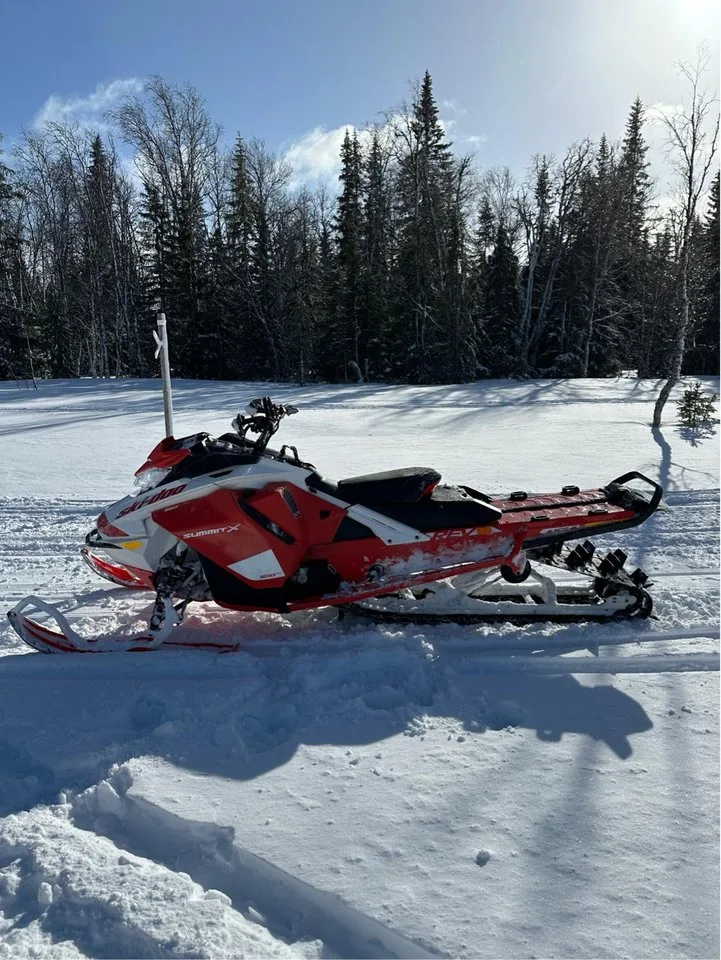 Ski-Doo Summit X Expert 850 E-Tec 165 