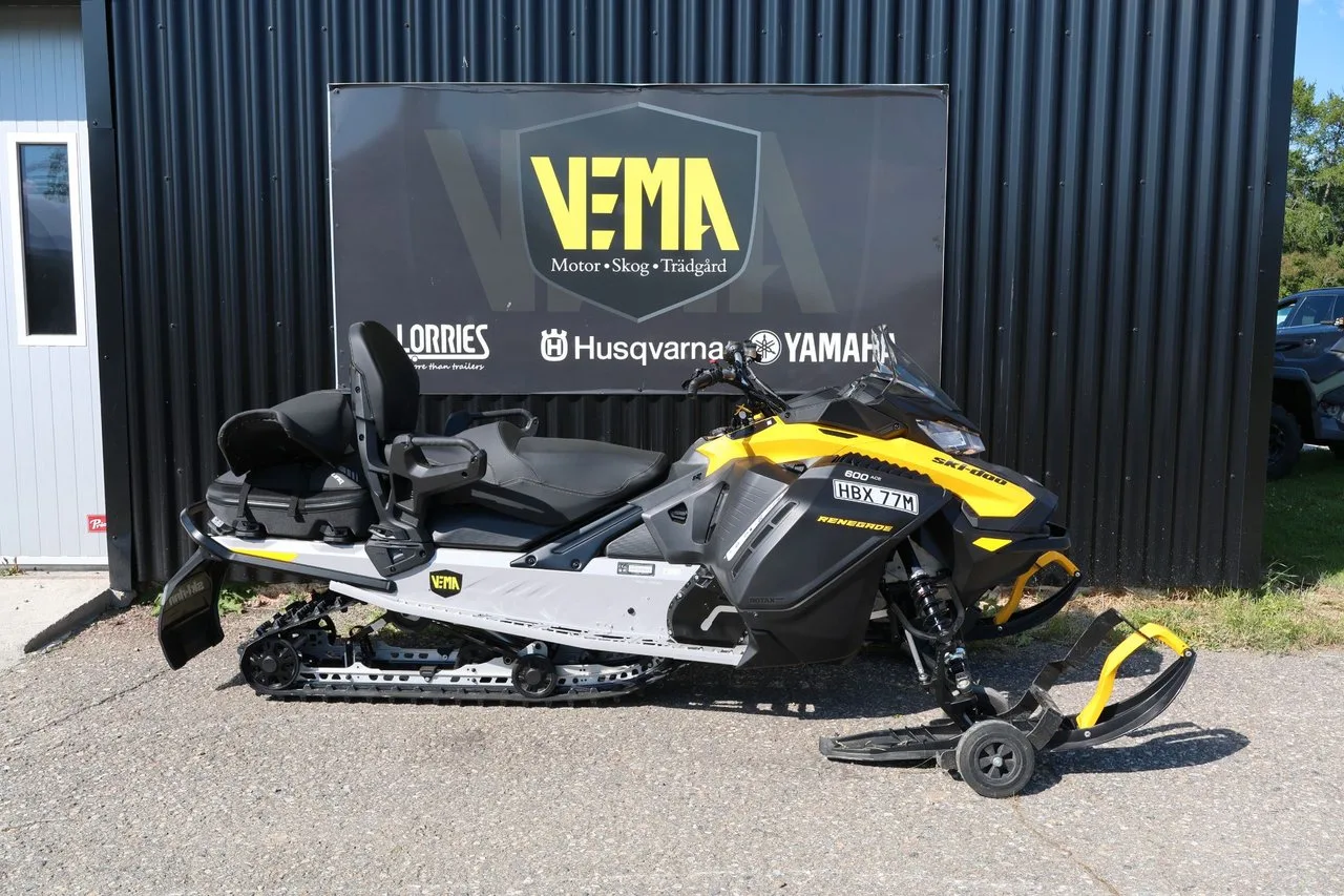 ski-doo renegade Renegade Sport 600 ACE 137